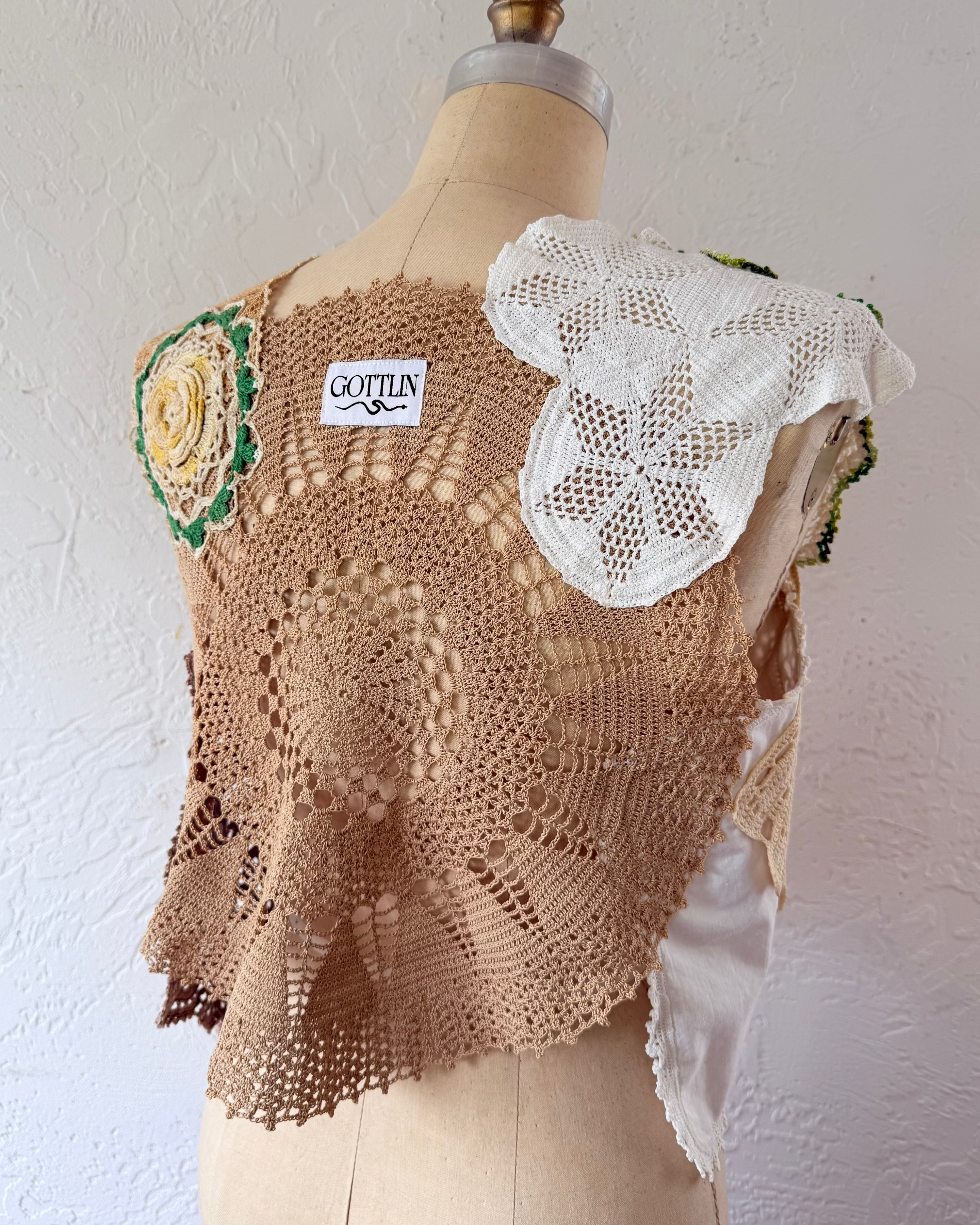 Dolly Top, size Large